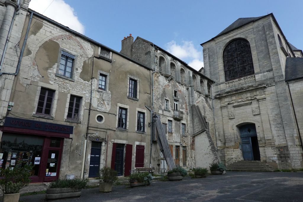 L'ensemble est en bien triste état